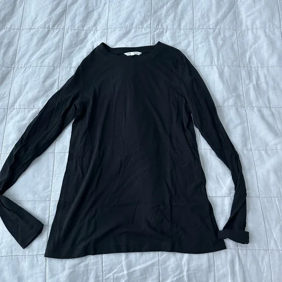 Not Monday - Juliannne Long Sleeve Tee - size small - black - Picture 2 of 5